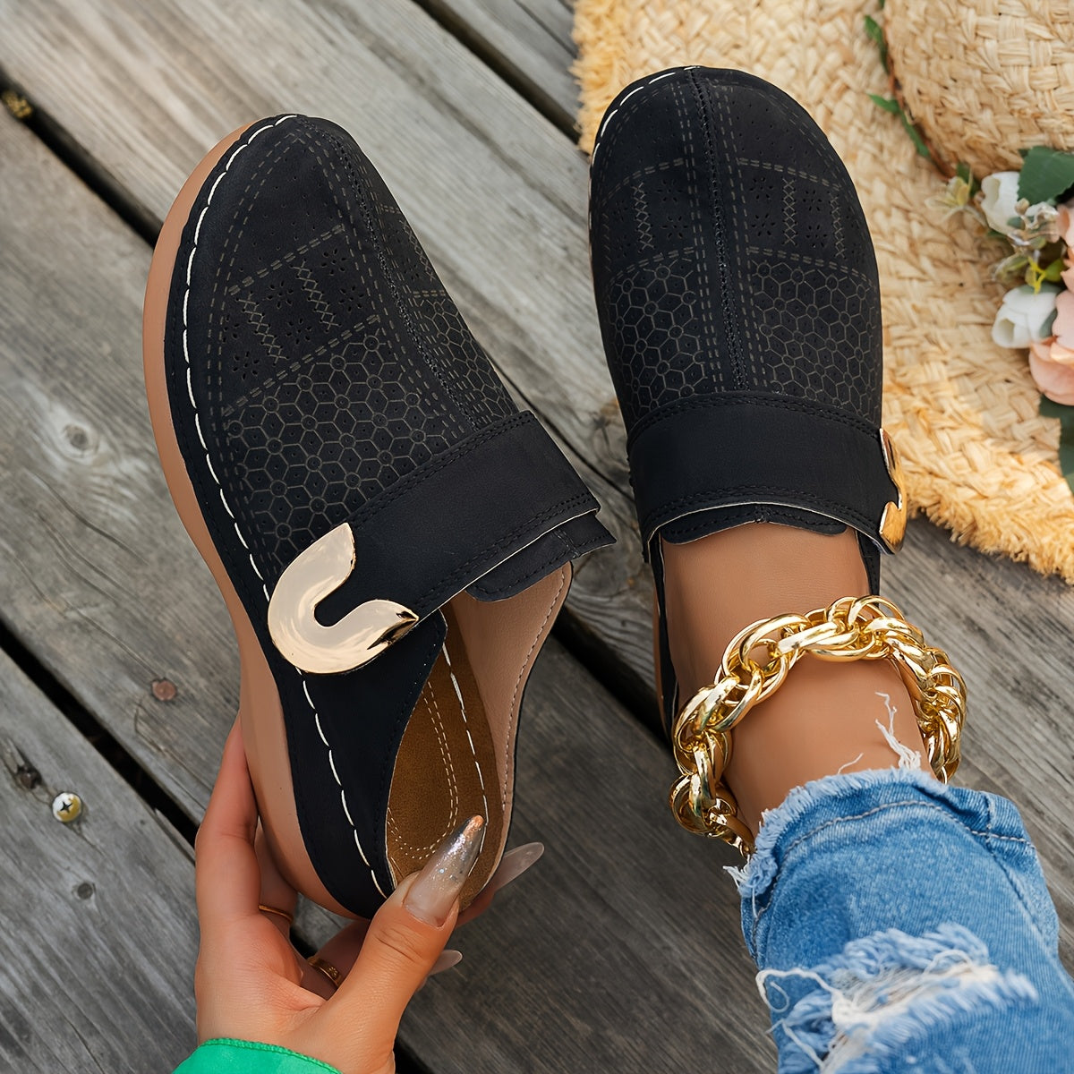 Severine | Cushioned Wedge Clogs