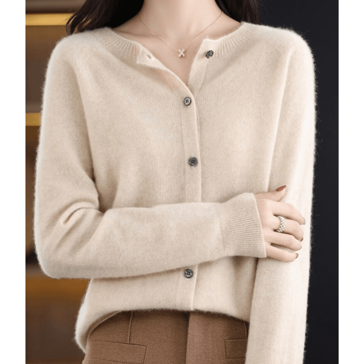 Livia Blend V-Neck Cardigan