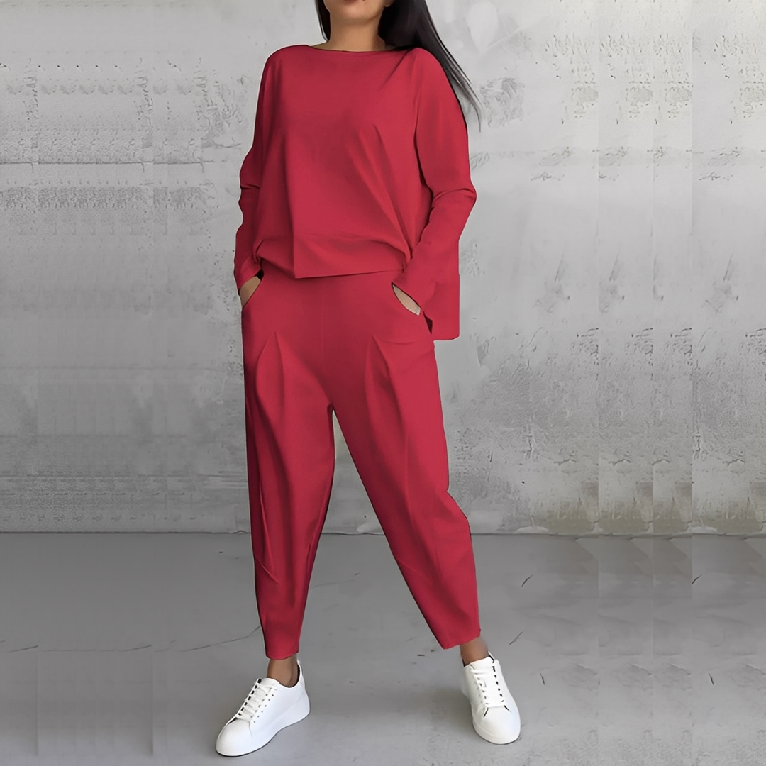 Women's Relaxed Crew-Neck Long-Sleeve Top and Tapered Trousers Set – Minimalist Two-Piece Casual Outfit for Everyday Wear