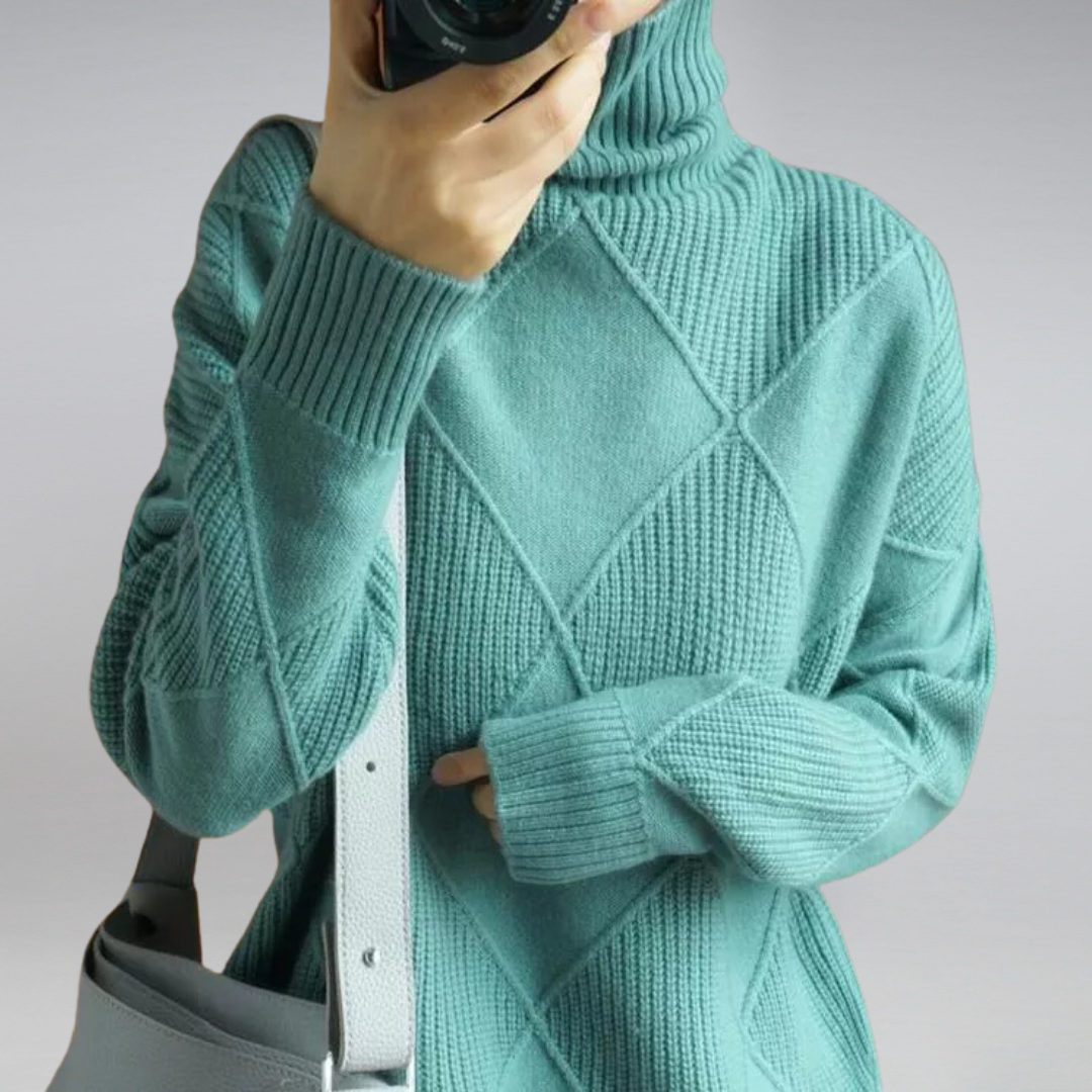 Camille - Elegant and cozy turtleneck sweater