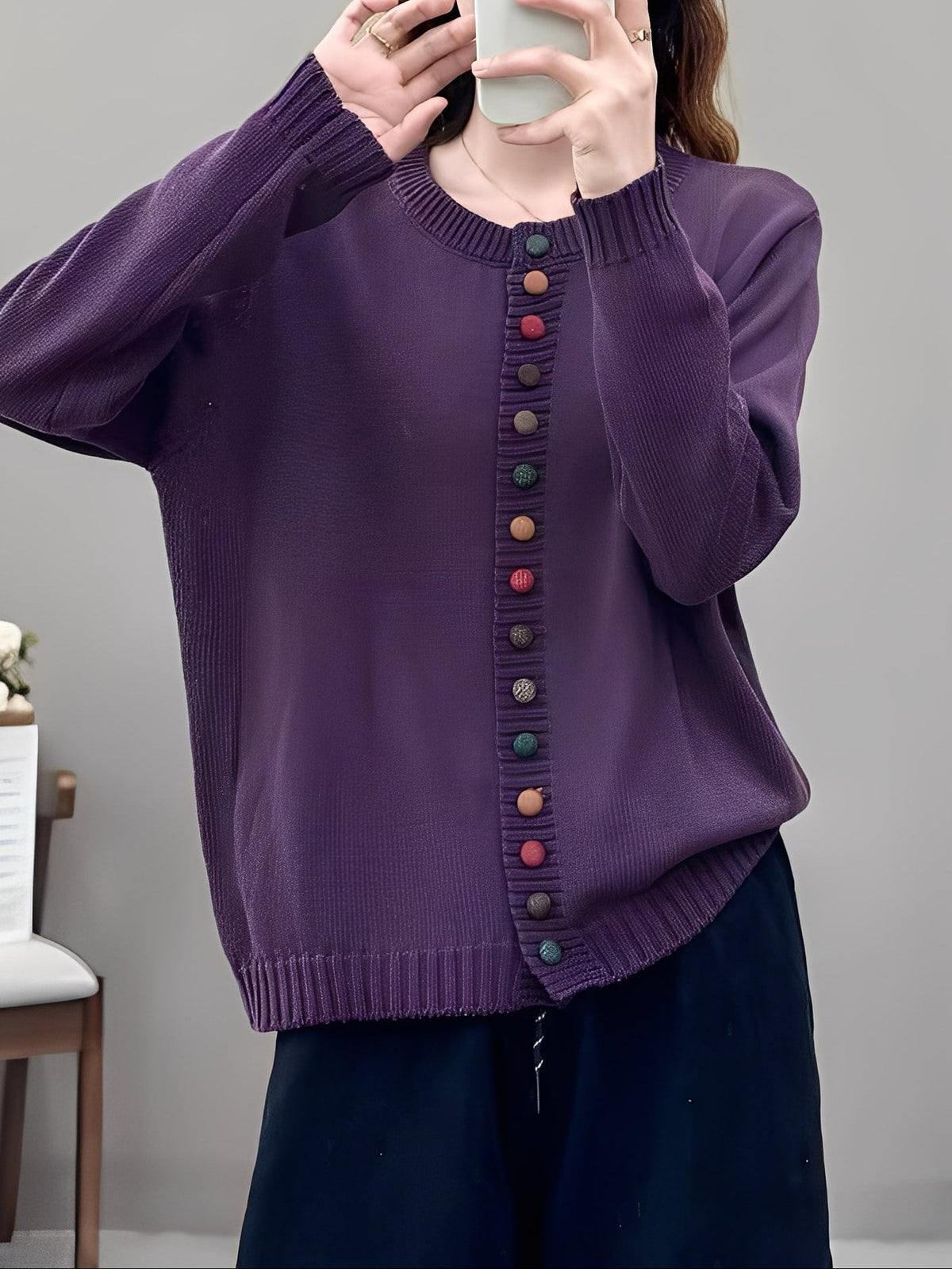 Women’s Lightweight Fine Knit Cardigan with Decorative Buttons and Round Neck – Elegant Long Sleeve Layer for Spring and Autumn