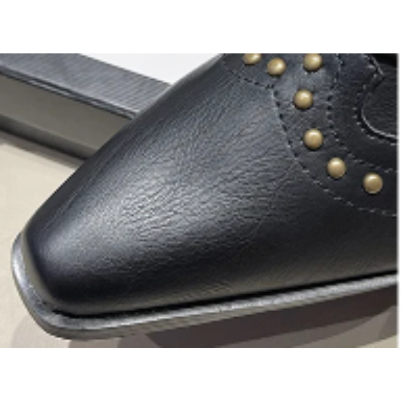 Winnifred | Low Heel Ankle Boots