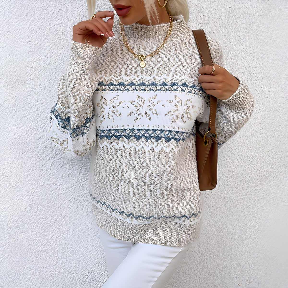 Joselyne - Cozy and chic sweater