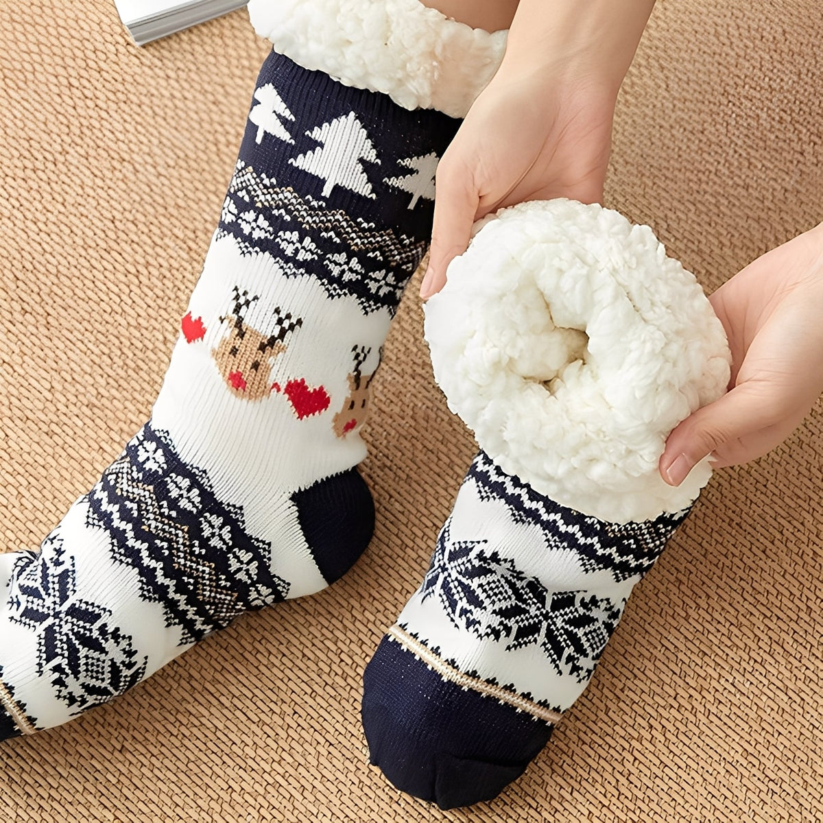 Kassia - Elegant and warm Christmas socks