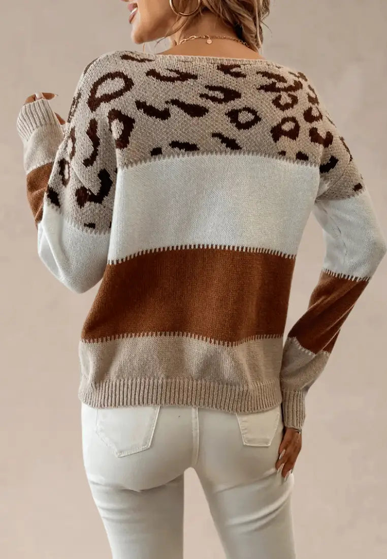 Women's Animal Print Colourblock Sweater – Relaxed Crew Neck Knit with Long Sleeves for Autumn and Winter