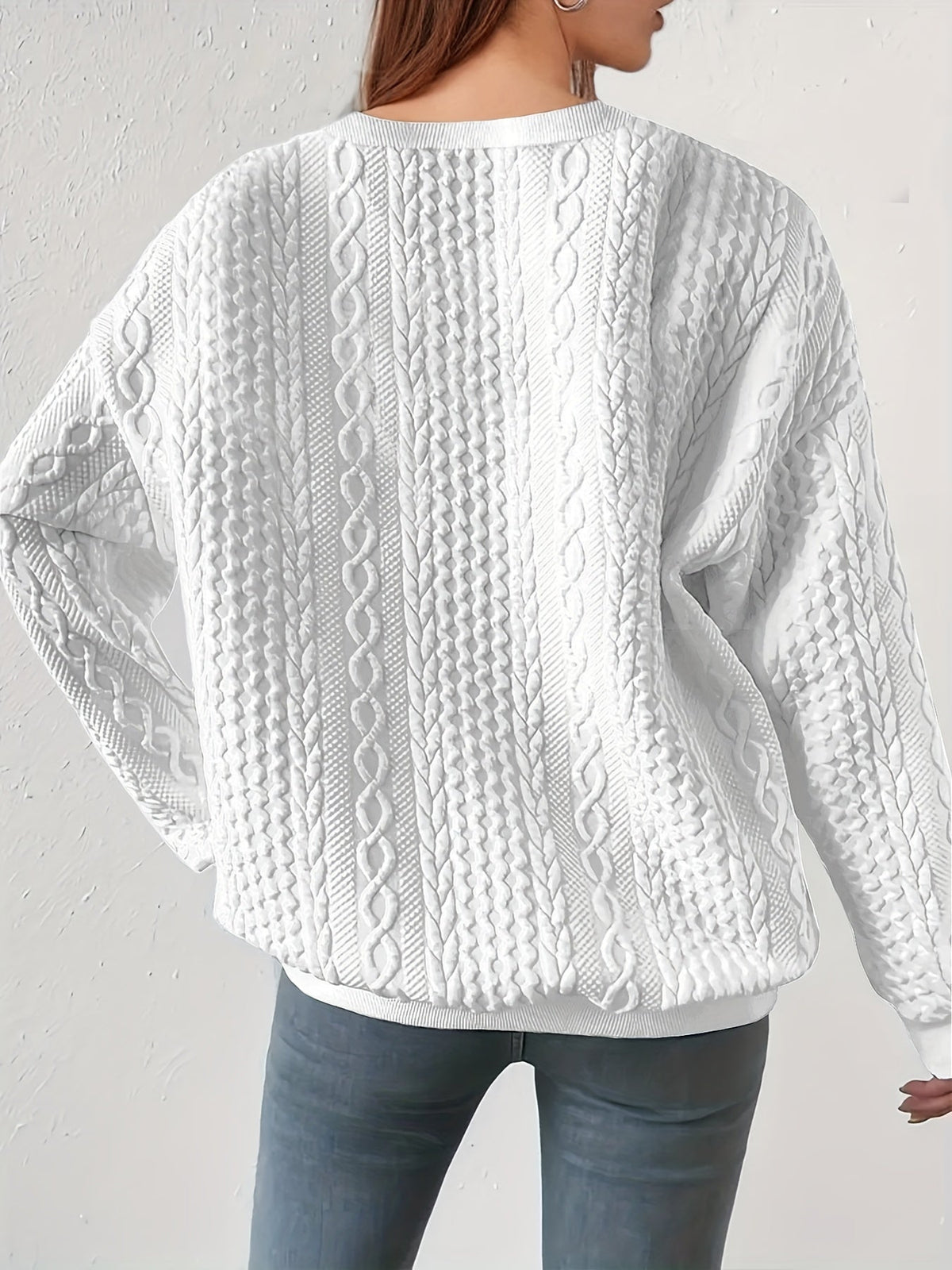 Women's Cable-Knit Sweatshirt with Crewneck