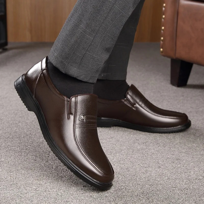 MEN'S LEATHER LOAFERS