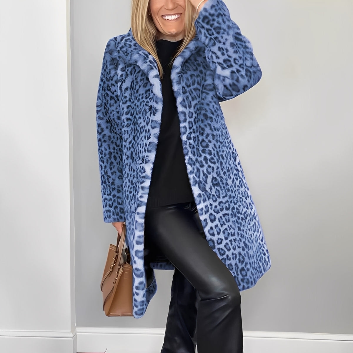 Women's Elegant Leopard Print Faux Fur Winter Coat with Plush Oversized Collar and Relaxed Longline Fit – Soft Textured Statement Outerwear with Long Sleeves for Stylish Autumn and Winter Everyday Wear and Evening Outfits