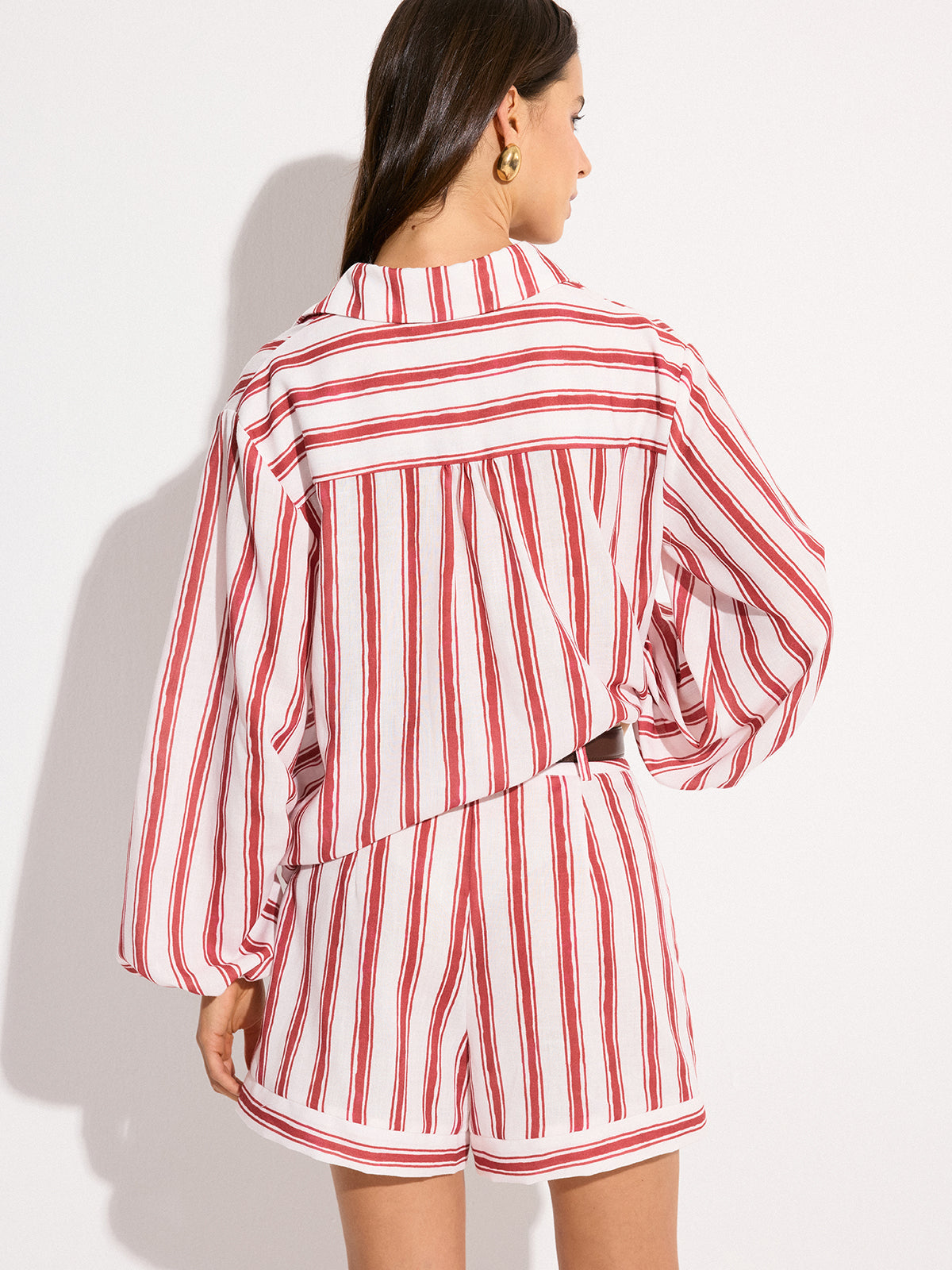 Women's Printed Two-Piece Summer Shorts Set – Relaxed Long Sleeve Collared Shirt with High Waisted Pocket Shorts for Casual Holiday Wear