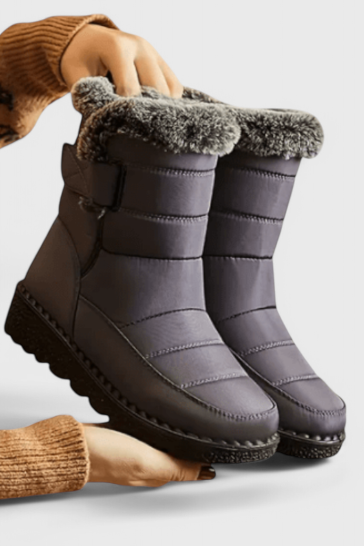 Leona | Quilted Ankle Boots