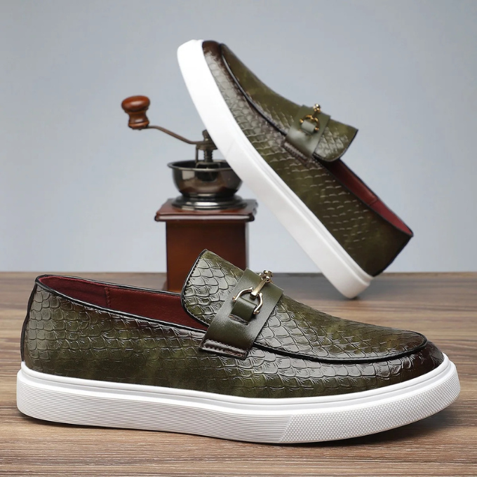 Men's Textured Loafers with Metal Bit Detail