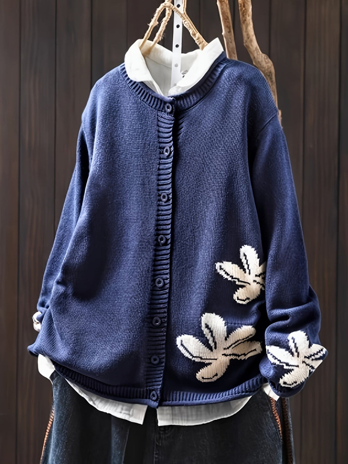 Women's Floral Appliqué Knitted Cardigan – Relaxed Button Front Crew Neck Soft Knit Cardigan for Autumn and Winter