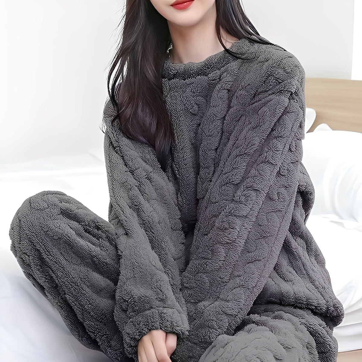 Kilie - Comfortable and warm pajama set