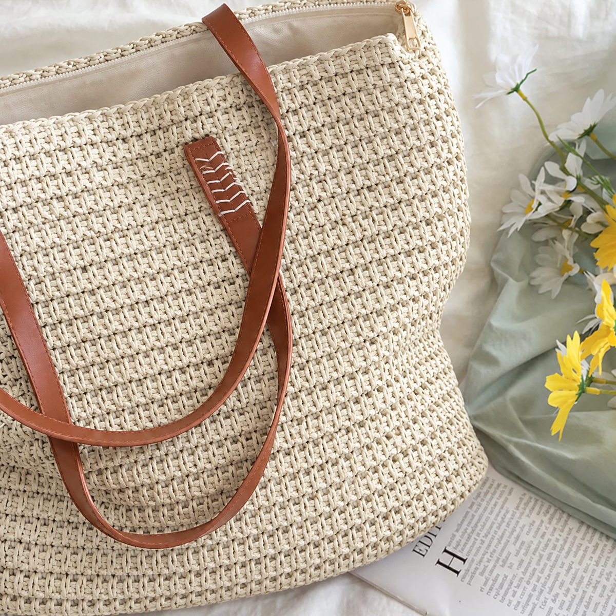 Women's Woven Straw Shoulder Bag with Spacious Interior