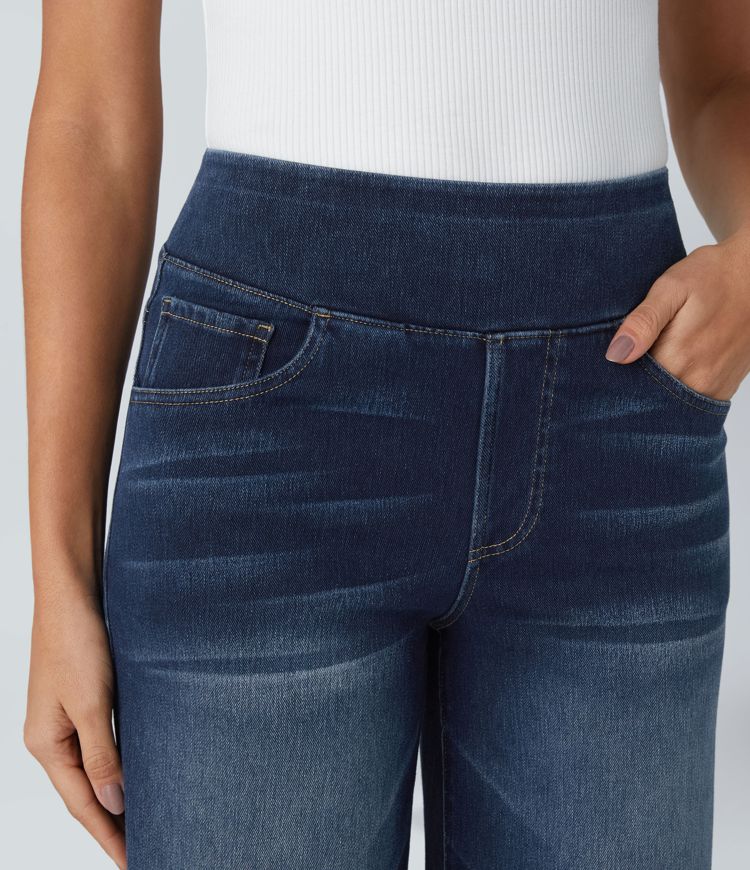 Women’s Wide Leg Pull-On Jeans