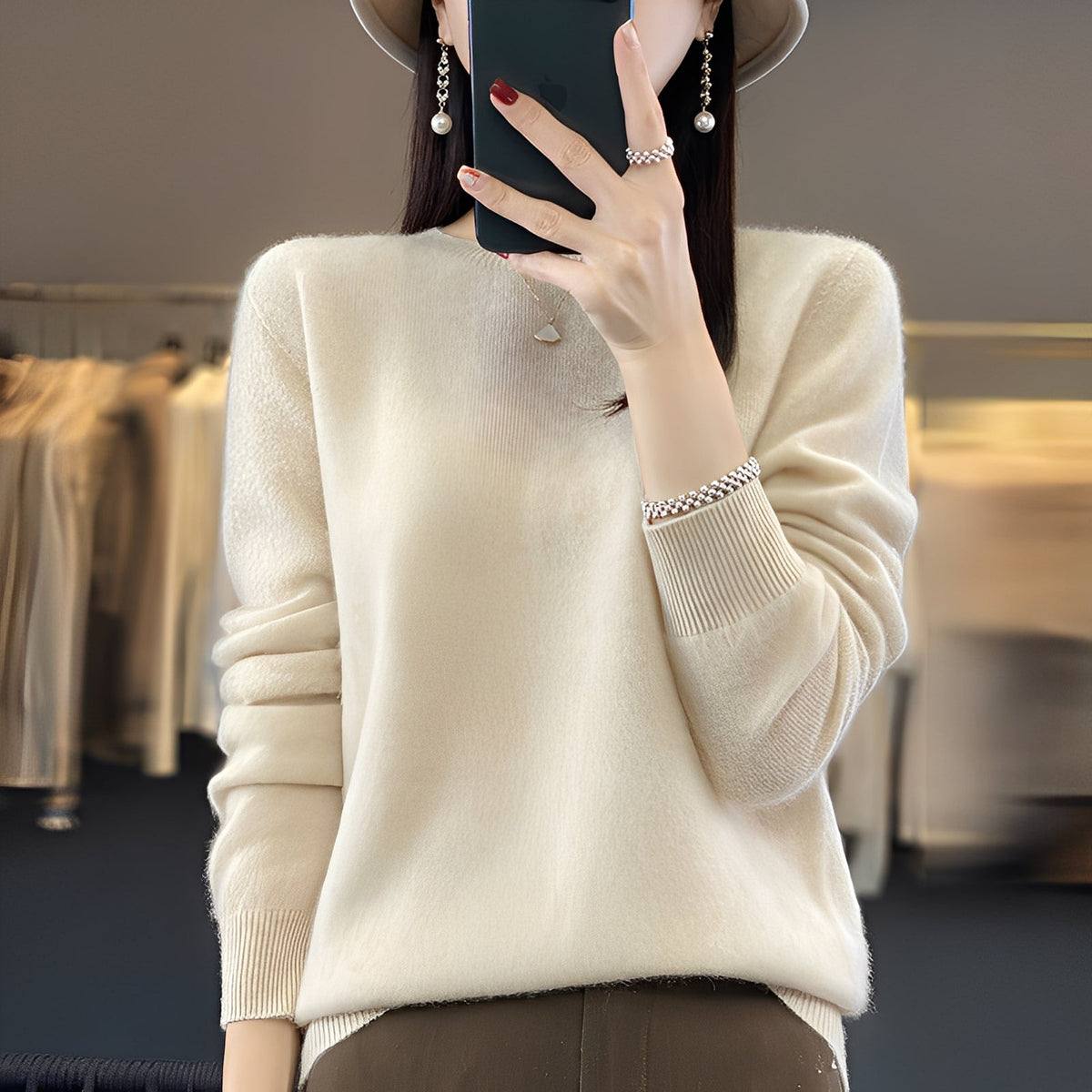 Eljene - Soft and warm sweater