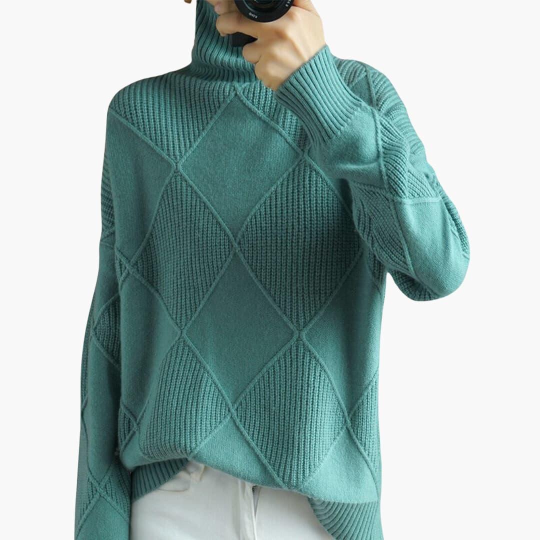 Selah | Ribbed Fitted Silhouette Turtleneck Sweater
