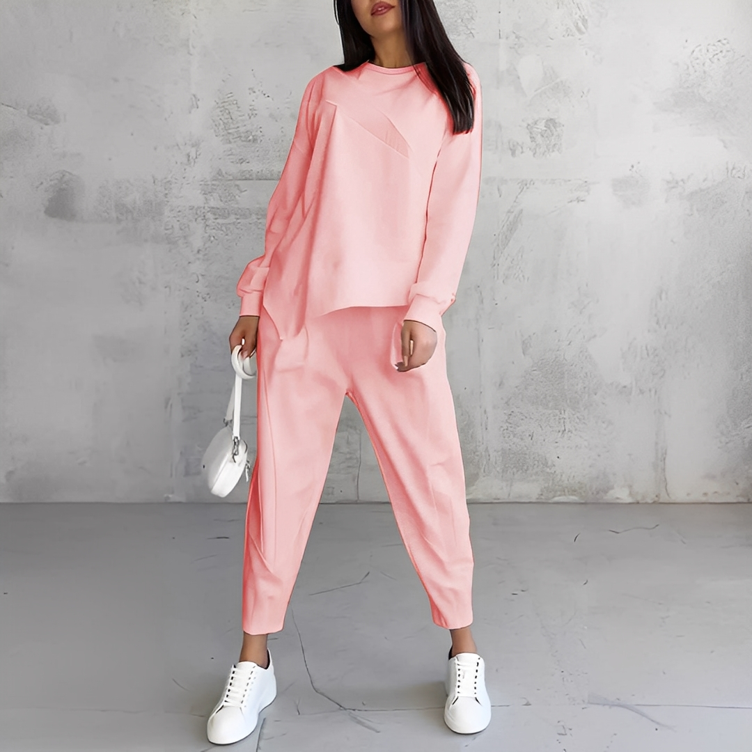 Women's Relaxed Crew-Neck Long-Sleeve Top and Tapered Trousers Set – Minimalist Two-Piece Casual Outfit for Everyday Wear