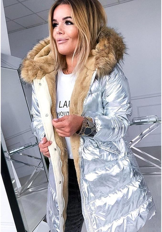 Long Women's Winter Coat with Fur Collar and Tailored Fit