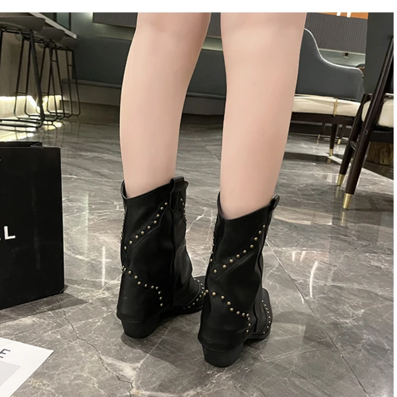 Winnifred | Low Heel Ankle Boots