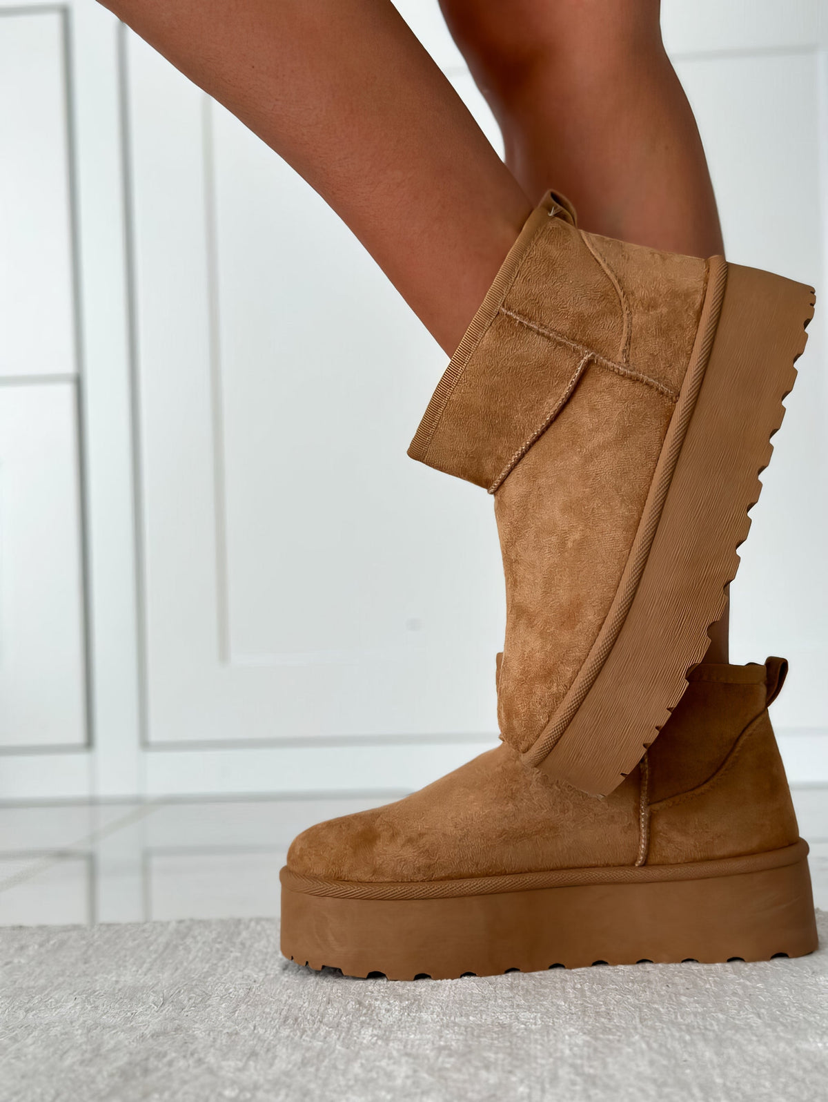 Adelaide | Pull-On Platform Ankle Boots