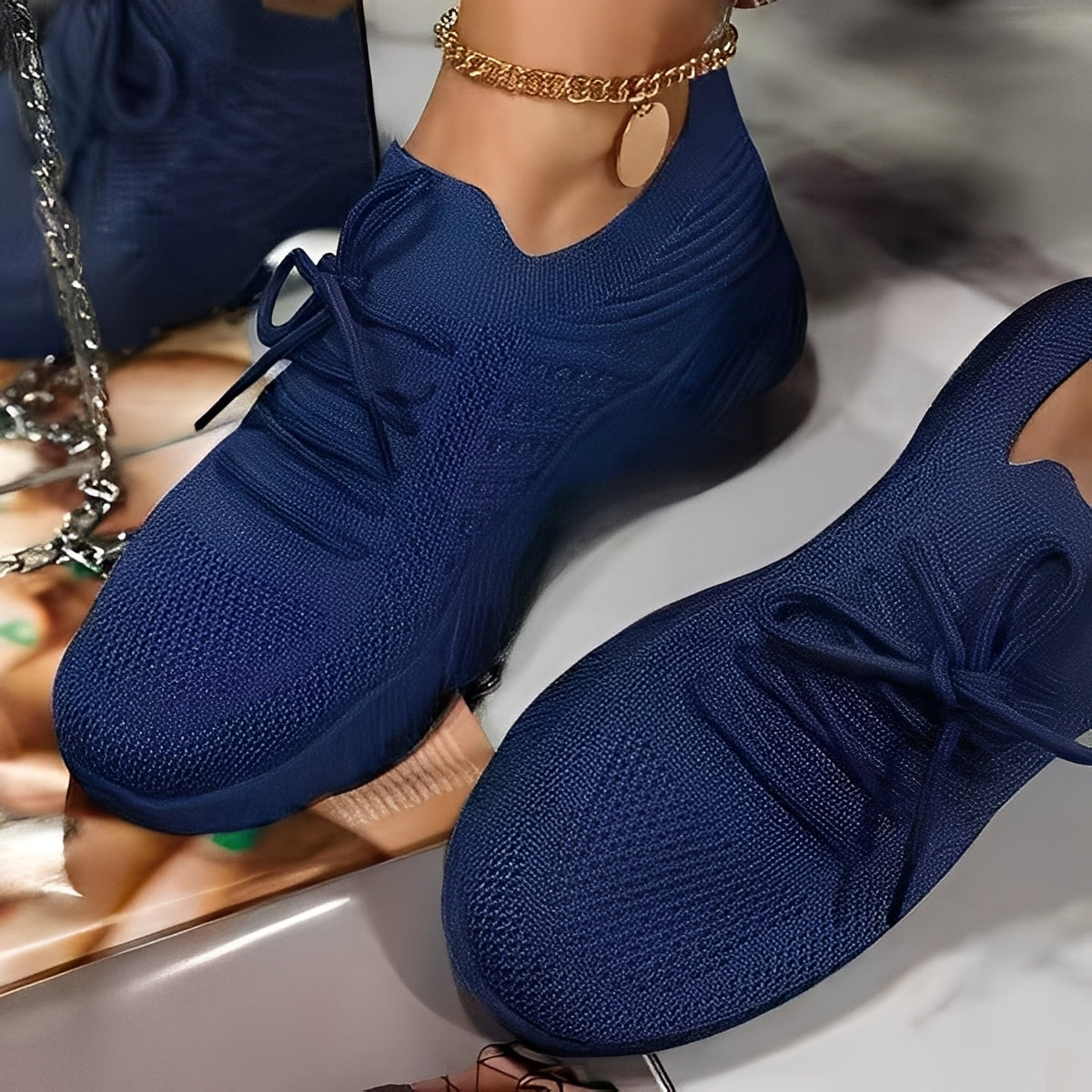 Axelle - Stylish and breathable sneakers