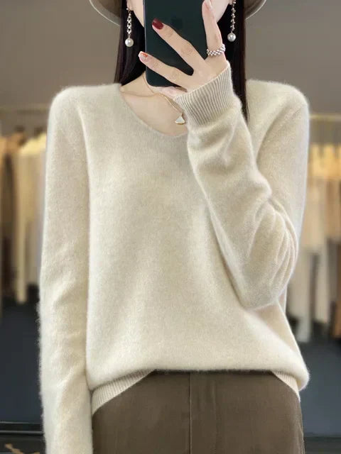 Hester | V-Neck Green Sweater
