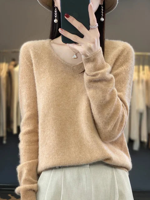 Hester | V-Neck Green Sweater