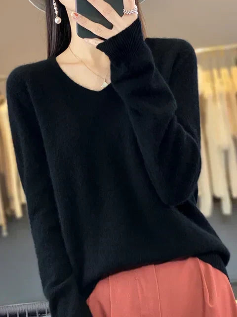 Hester | V-Neck Green Sweater