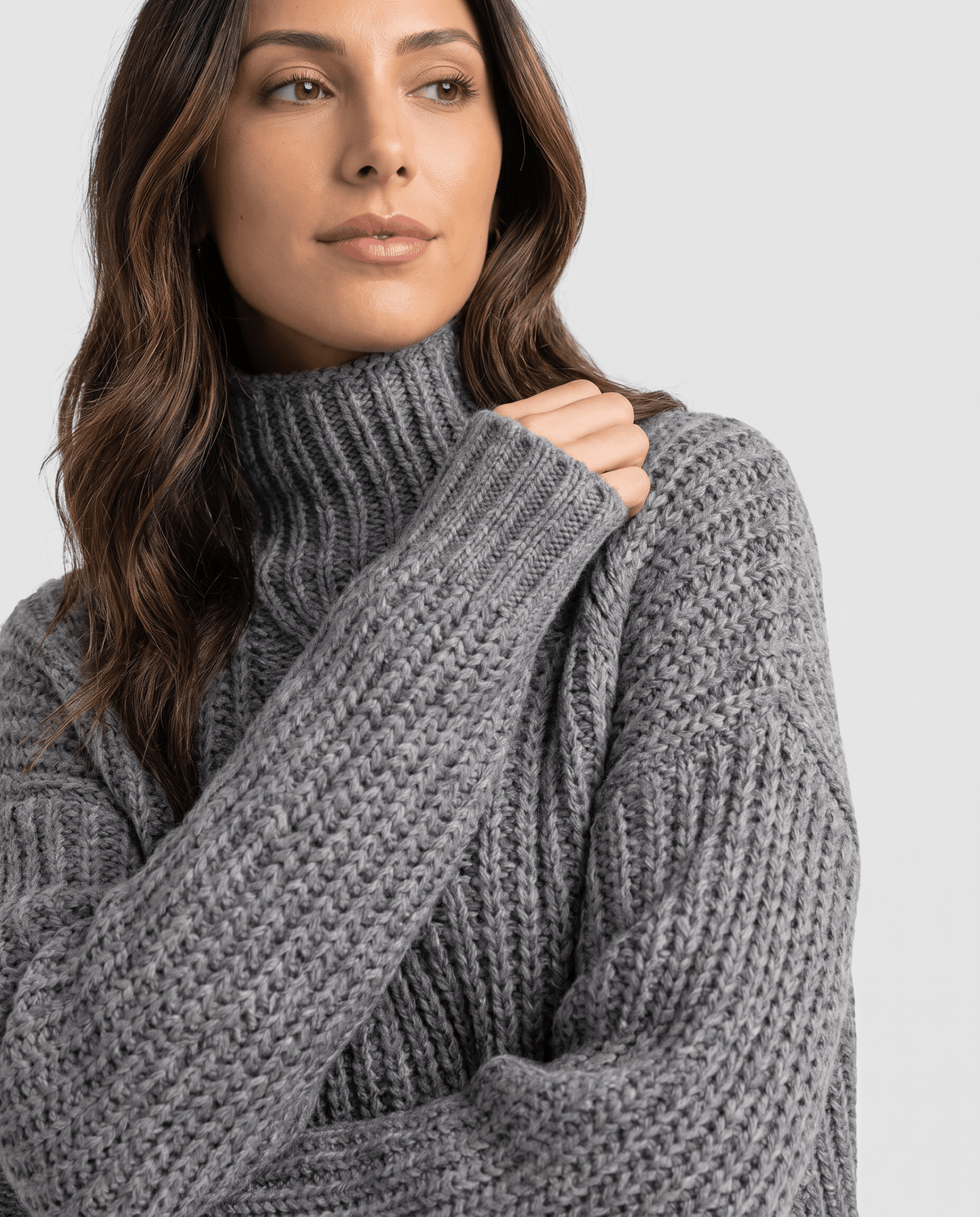 Chunky Cable Knit Sweater – Mock Neck & Relaxed Fit | Amelie
