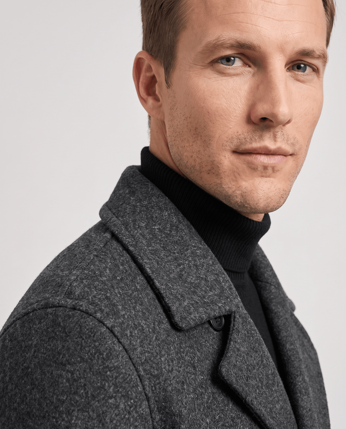 Classic Double-Breasted Trench Coat – Longline Fit & Tailored Lapels | Oliver