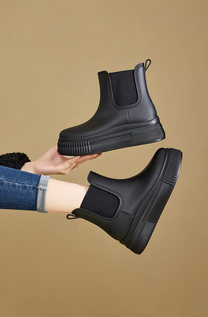Yseulte | Platform Elastic Side Panels Ankle Boots