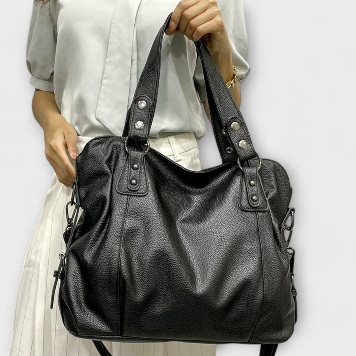 Lily | Women’s Shoulder Bag With Sleek Shape