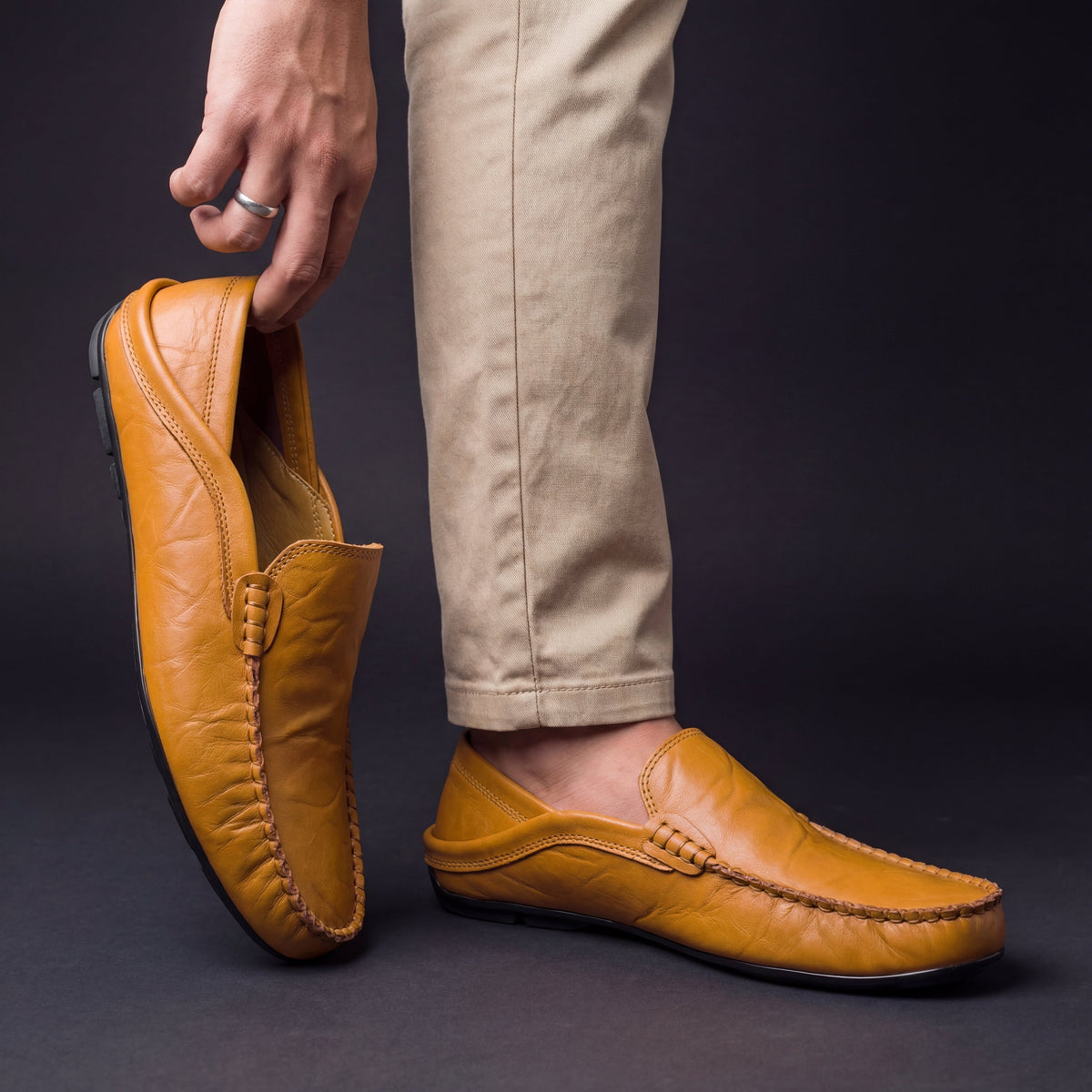 GENUINE HIDE LOAFERS FOR MEN