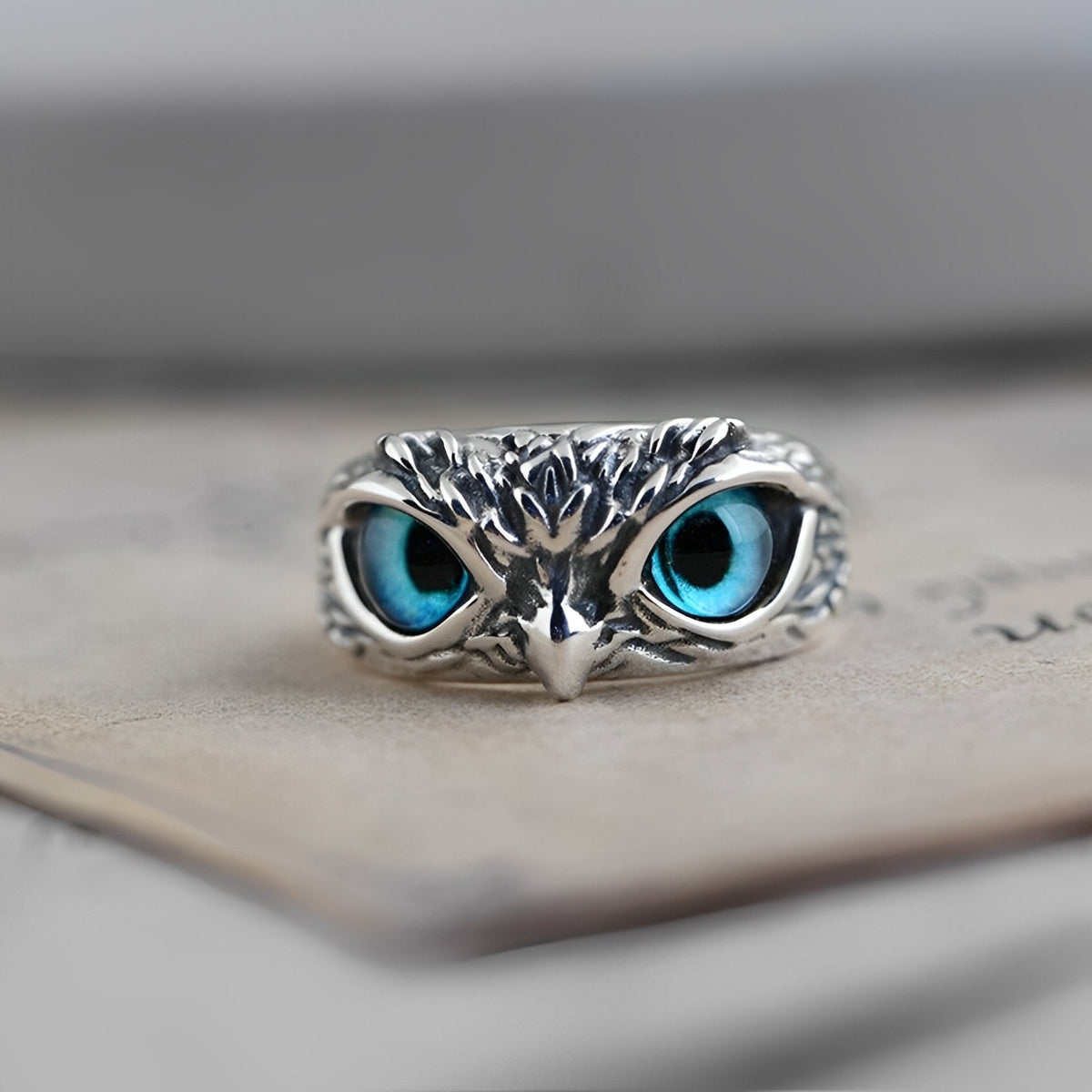 Brianna – Adjustable lucky ring with owl in silver and opal