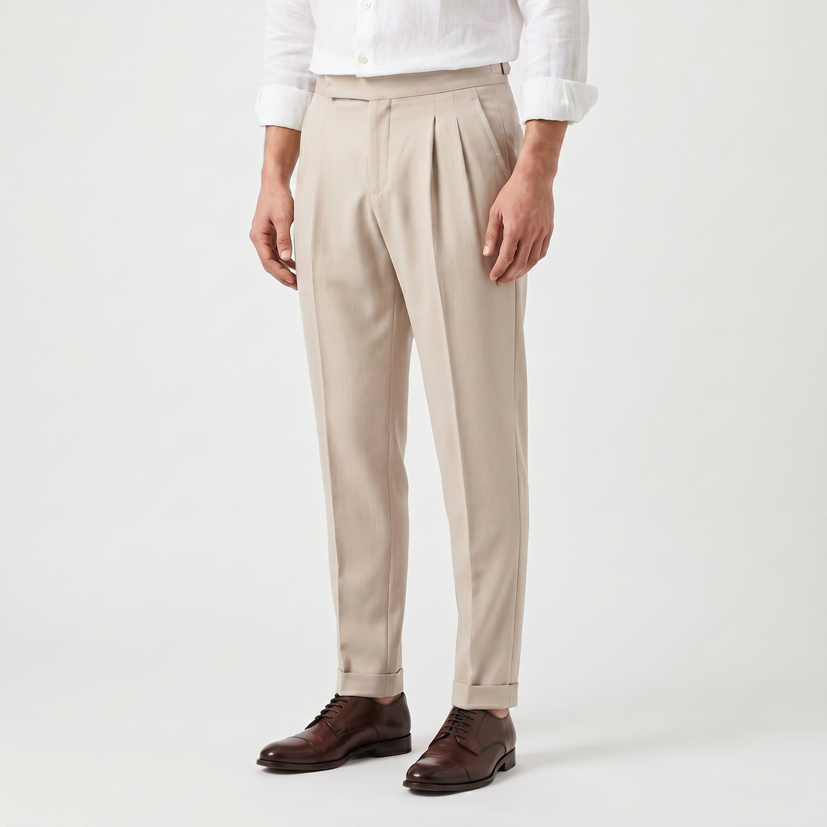 Men's Pleated Tapered Trousers with Cuffed Hem