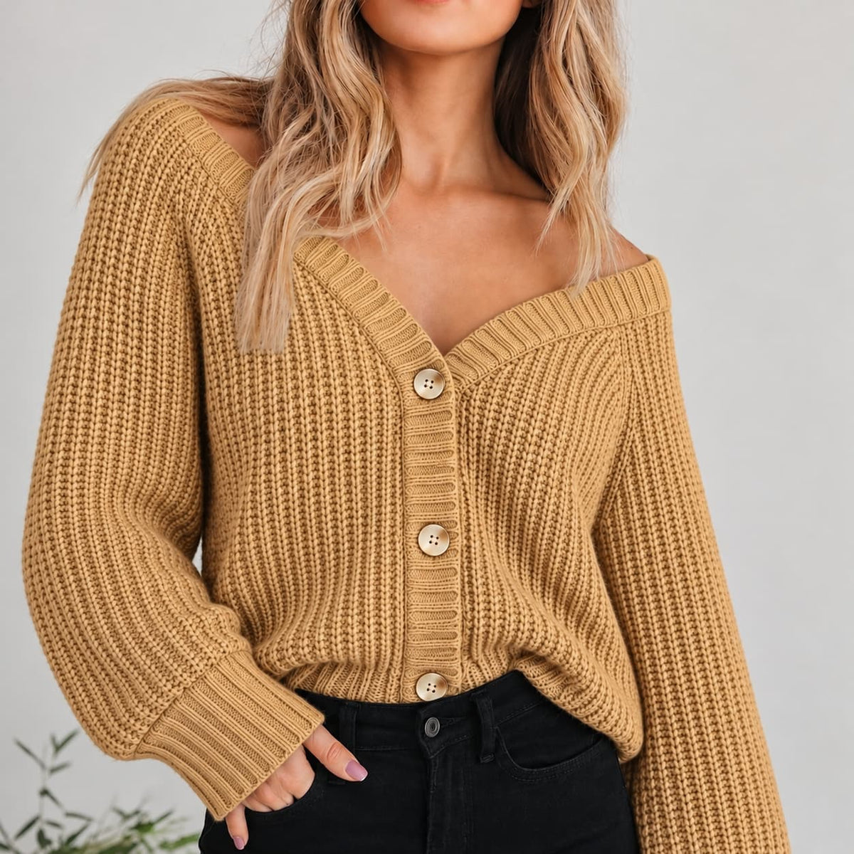 Women’s Chunky Knit V-Neck Cardigan