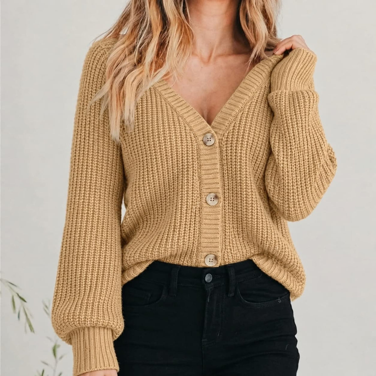 Women’s Chunky Knit V-Neck Cardigan