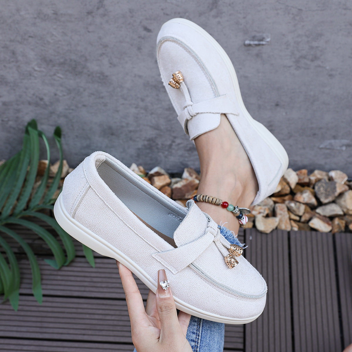 Women's Loafers with Tassel Detail and Cushioned Sole