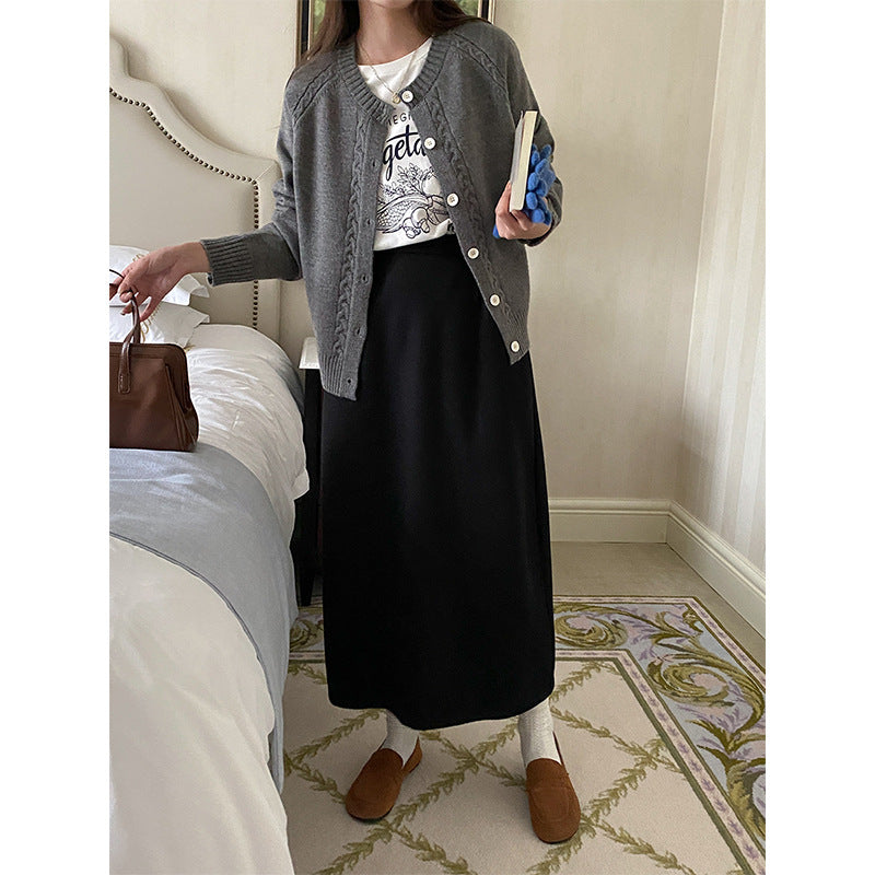 Women's Cable-Knit Cardigan with Button Front