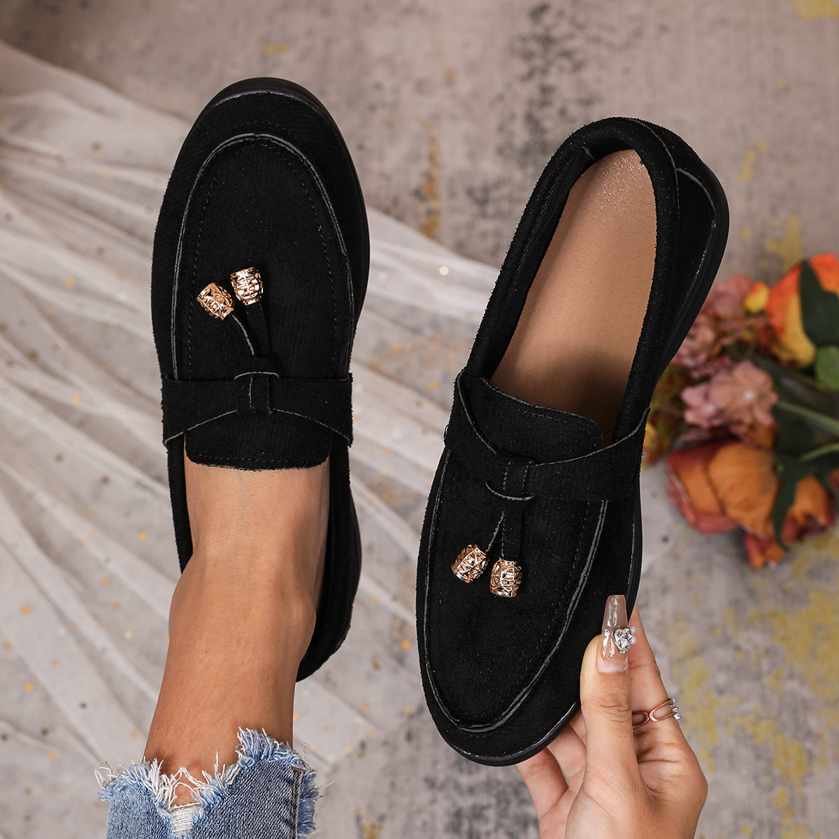 Women's Loafers with Tassel Detail and Cushioned Sole