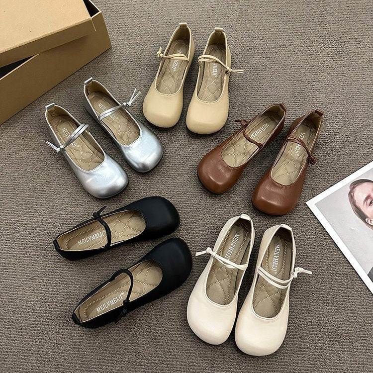 Women's Mary Jane Flats with Ankle Strap and Round Toe