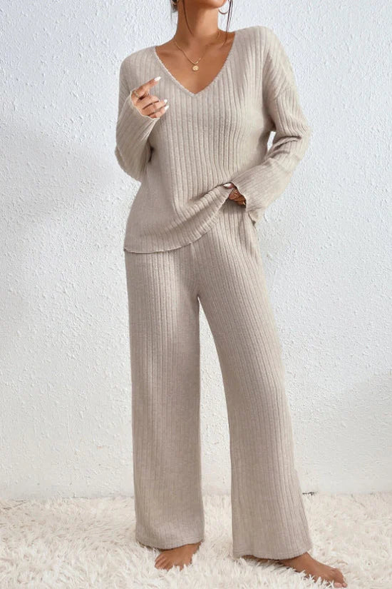 Women's Ribbed Knit V-Neck Top & Wide-Leg Trousers Set