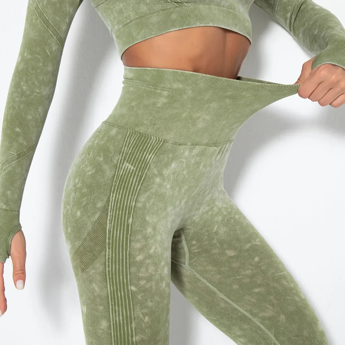 Women's Seamless Cropped Yoga Top Long Sleeve Crew Neck
