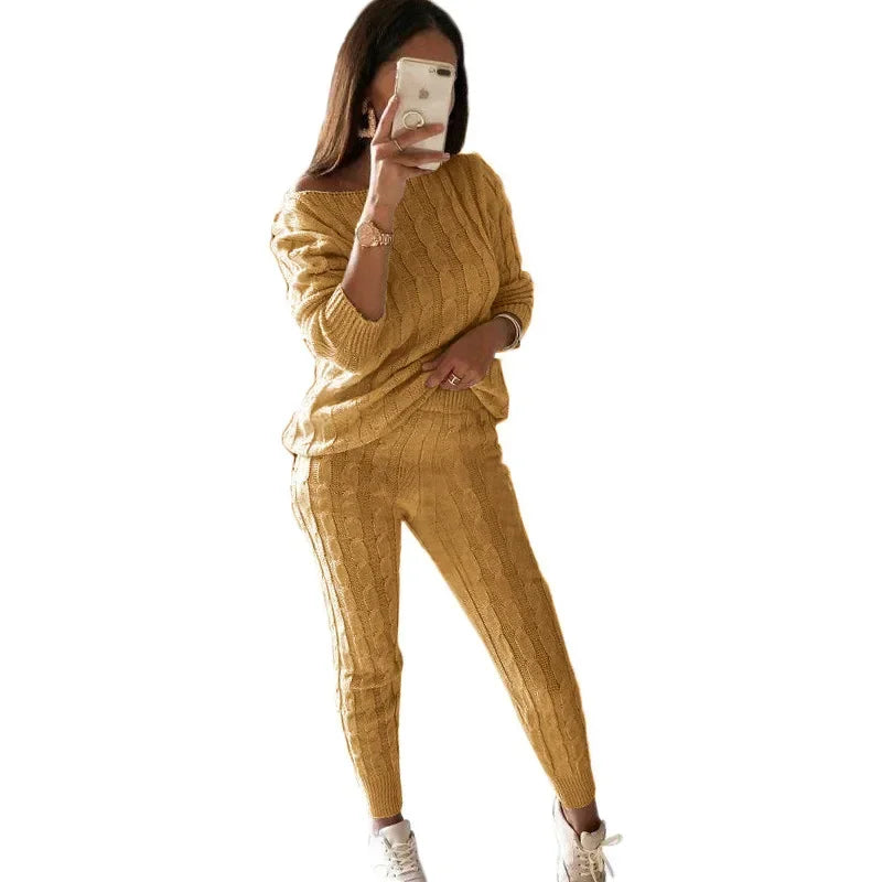 Women’s Cable Knit Jumper and Jogger Set with Wide Neckline – Relaxed Two-Piece Lounge Outfit with Cuffed Trousers for Autumn and Winter