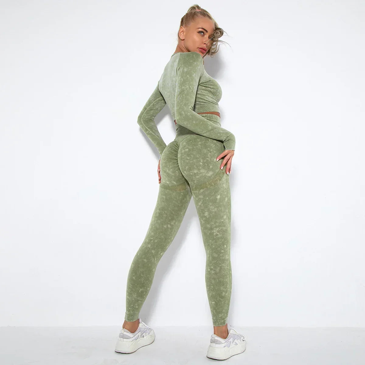 Women's Seamless Cropped Yoga Top Long Sleeve Crew Neck