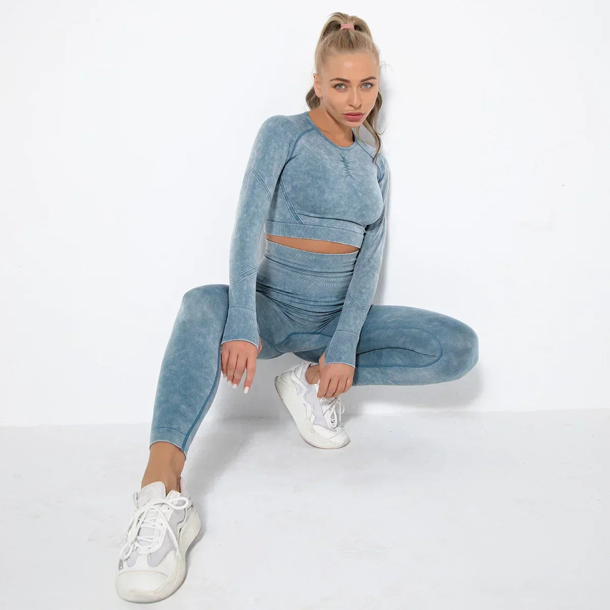 Women's Seamless Cropped Yoga Top Long Sleeve Crew Neck