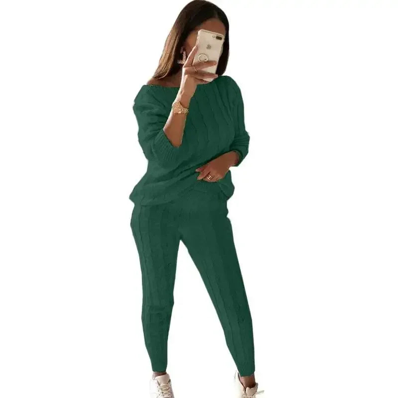Women’s Cable Knit Jumper and Jogger Set with Wide Neckline – Relaxed Two-Piece Lounge Outfit with Cuffed Trousers for Autumn and Winter