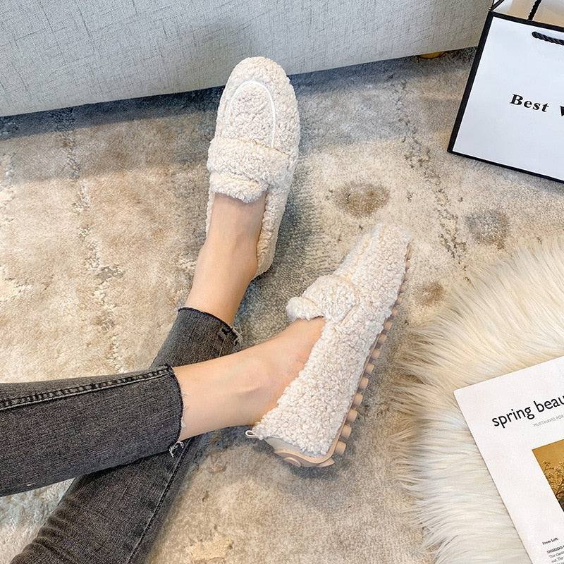 Azida - Comfortable, elegant, and cozy shoes
