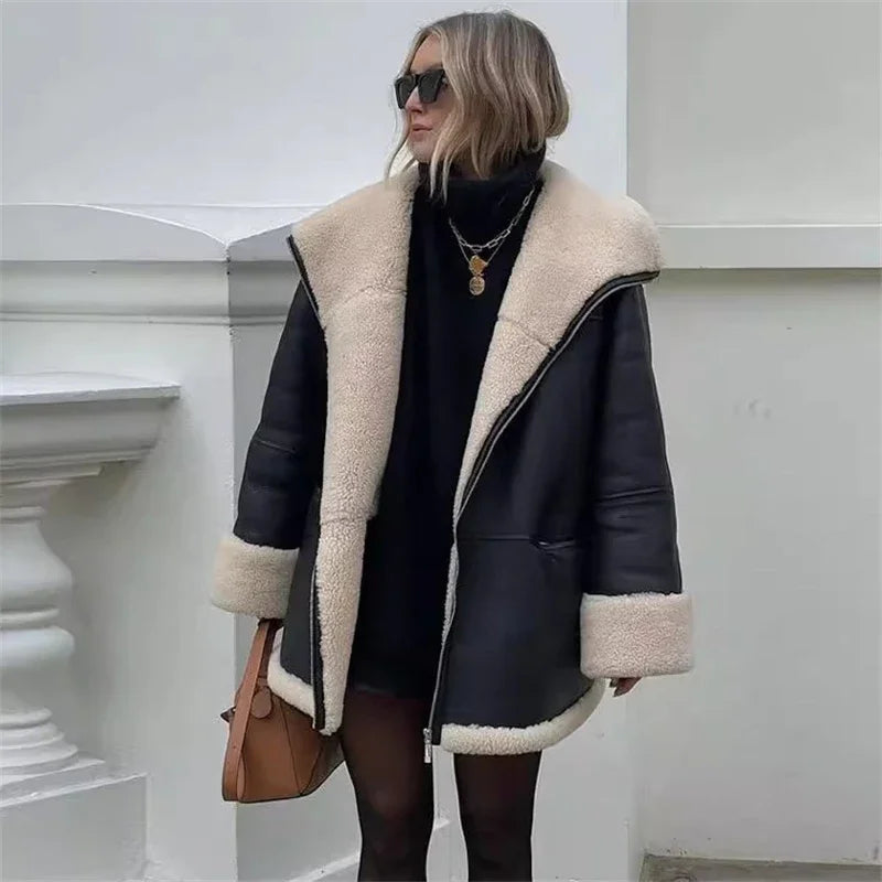 Women’s Faux Leather Shearling-Style Winter Jacket with Oversized Collar – Relaxed Fit Zip-Front Outerwear with Plush Cuffs and Contrast Trim